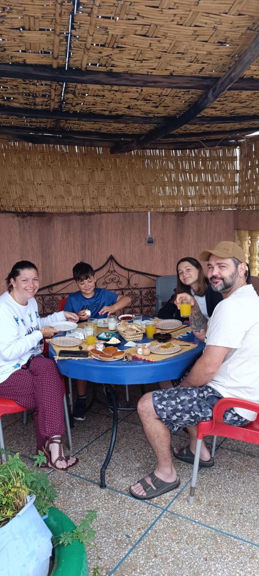 Afgo Hostel Tajda Ngoại thất bức ảnh
